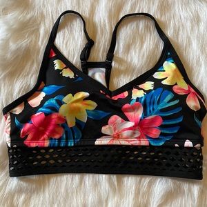 Victoria’s Secret PINK sports bra